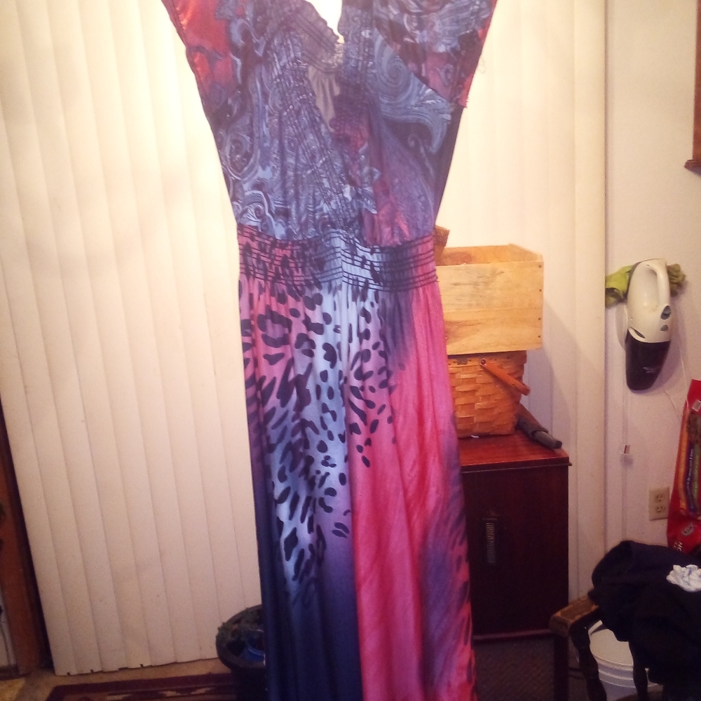 Mixed patterns silky dress